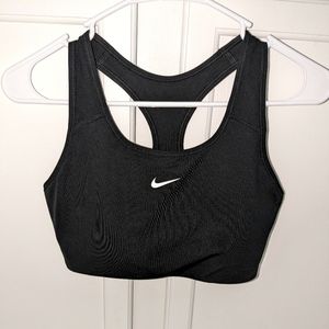NWOT Nike Swoosh Dri-Fit Sports Bra Sz M